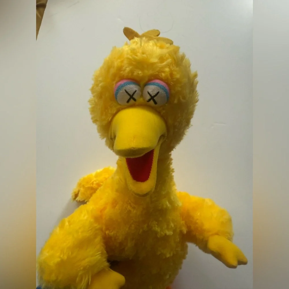 Uniqlo x Klaws sesame street big bird plush